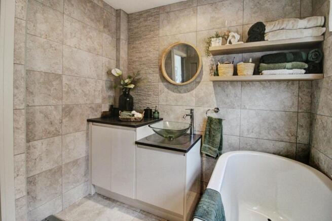 2 bed Semi-Detached Bungalow for sale Image 12