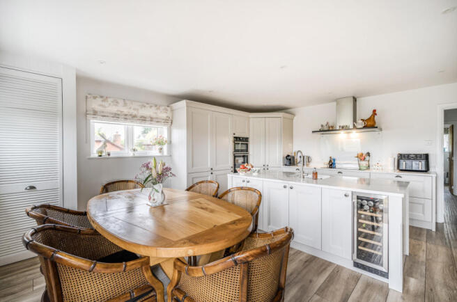 1323608-20-6890ed...