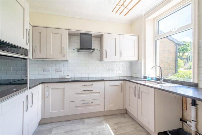 3 bed Semi-Detached for sale Image 5