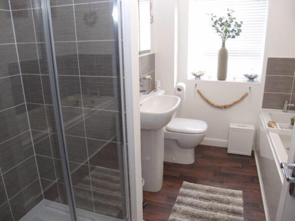 Family Bath/Sh...