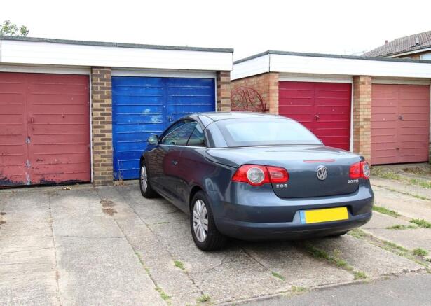 Garage & Driveway