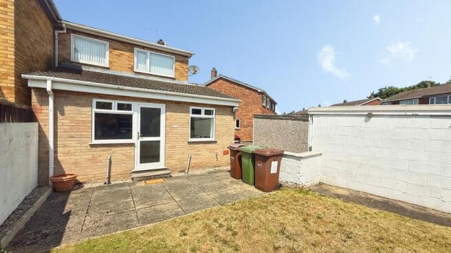 3 bed Semi-Detached for sale Image 12