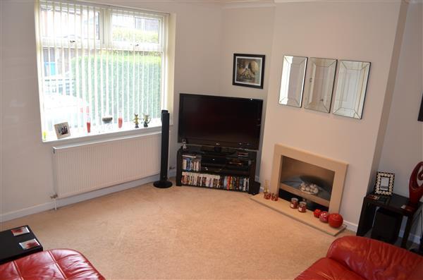 LOUNGE -