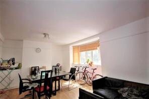 Flat 6, Millstream House, Jamaica Road, London SE16 4BG