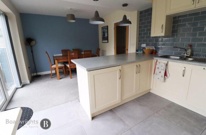Kitchen (2)
