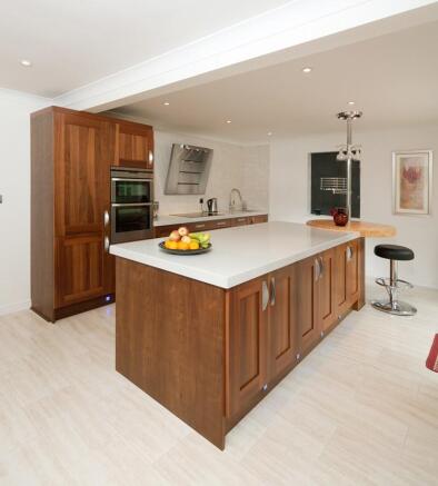 Breakfasting Kitchen