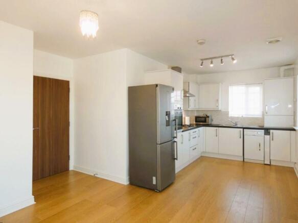 OPEN PLAN KITCHEN/DINER