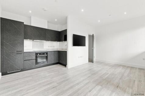Millfield House, Ashwells Road, Pilgrims Hatch, Brentwood, Essex, CM15 9SE