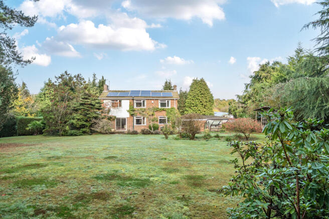 Rear Exterior / Garden