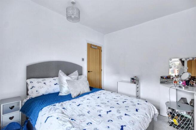Bedroom 2_2.jpeg