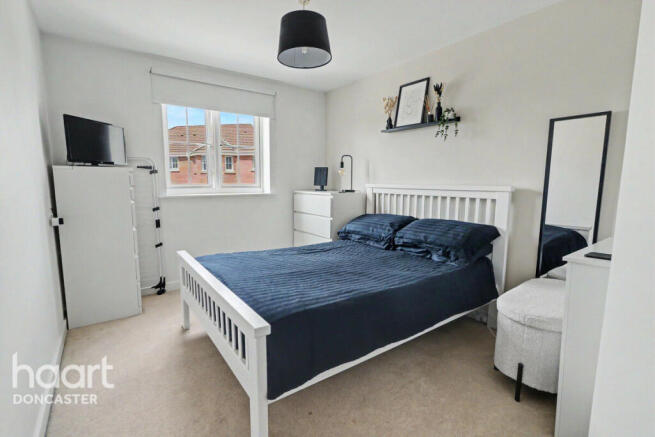 2 bed Apartment for sale Image 4