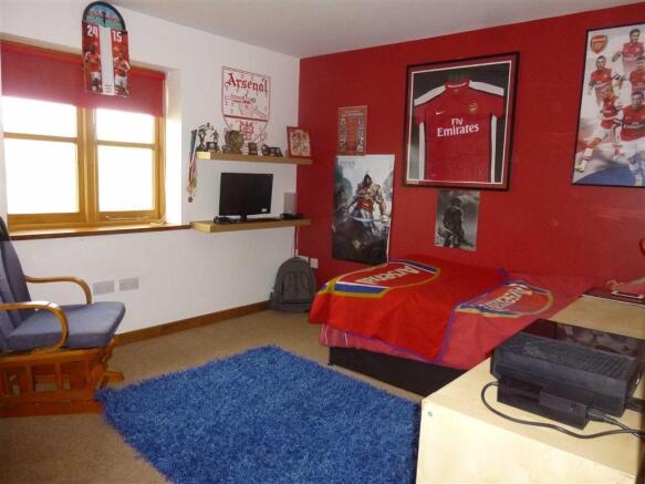 Photo 11