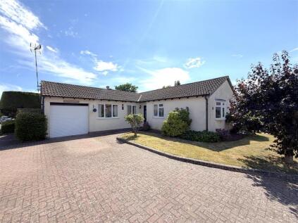 Hathaway Drive, Warwick