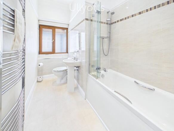 3 bed Semi-Detached for sale Image 12