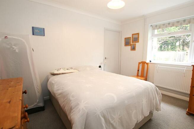IMG_0353 MAIN BED.jpg