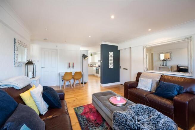 BowhillCourt4_010.jpg