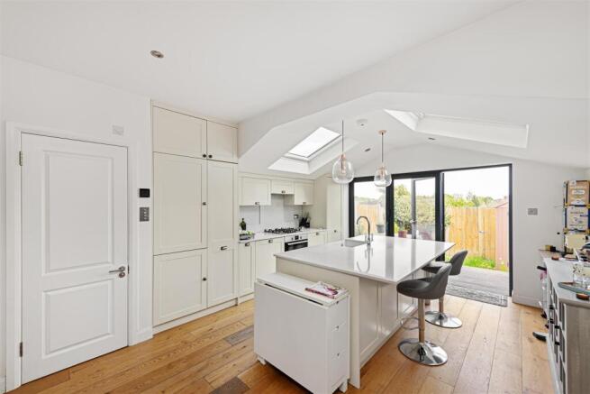 Huntingfield Road Hi-7.jpg