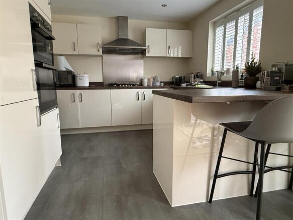 Open Plan Kitchen Dining Room