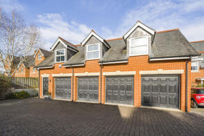 1, Charlotte Mews, Henley-on-thames RG9 1FY