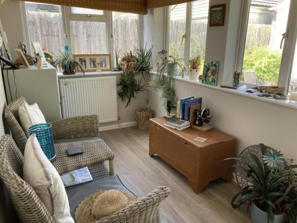 Garden room 1.jpg