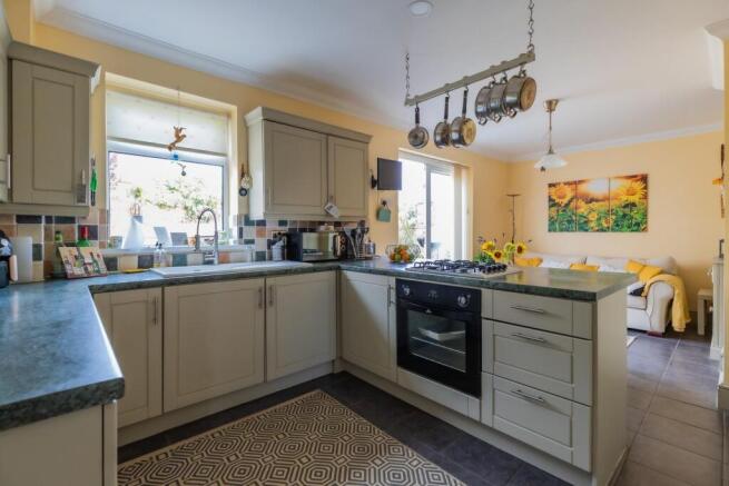 Bryntirion, Bedwas, Caerphilly photo 4