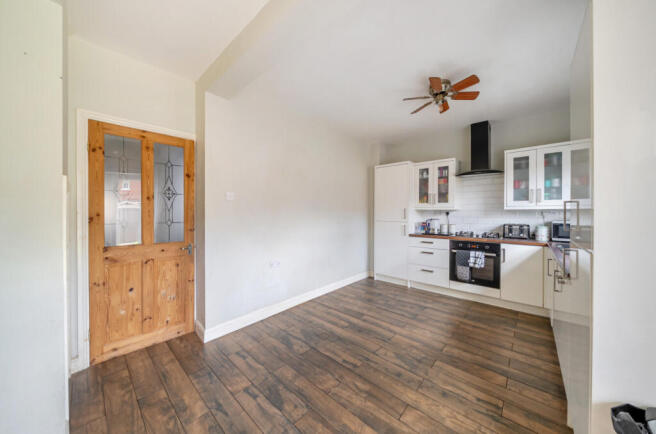 3 bed Terraced for sale Image 4