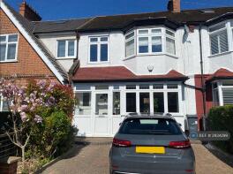 7, Ivyday Grove, London SW16 2XE
