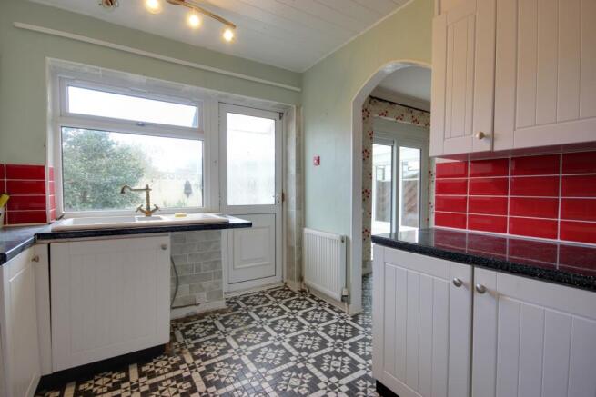 3 bed Semi-Detached for sale Image 4