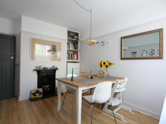 2 bed Terraced for sale Image 4