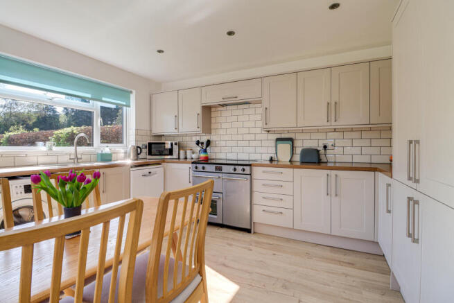 Smallford Lane, Smallford, St. Albans, AL4 - View 4