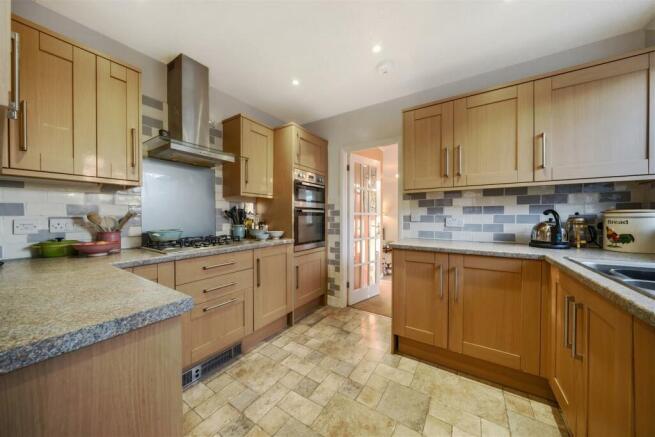Fitted Kitchen