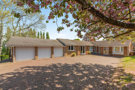 Coldstream Lane, Hardingstone Northampton, NN4 6DB