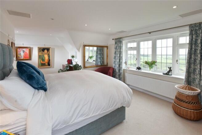 Principal bedroom