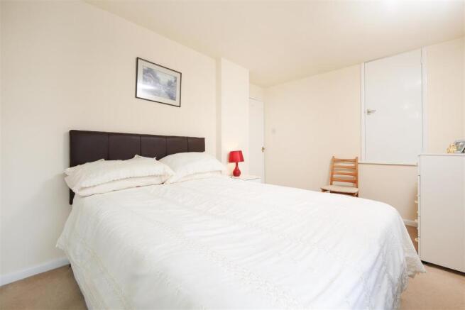 Bed1.2.jpg
