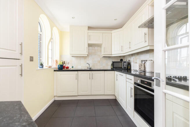 Sea Road, Bournemouth – další
