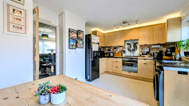 Sunbury Close, Bordon, Hampshire, GU35 photo 5