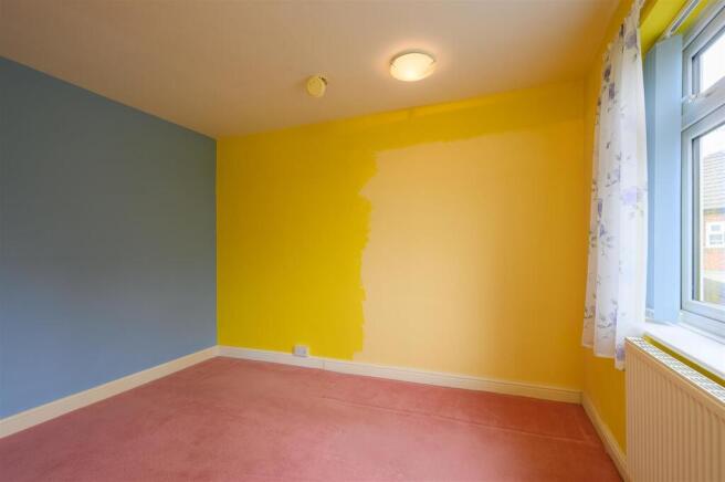 3 bed Semi-Detached for sale Image 11
