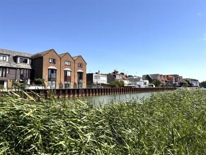 Tarrant Wharf, Arundel