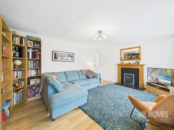 Deepdene Close, St Fagans, Cardiff, CF5 photo 2