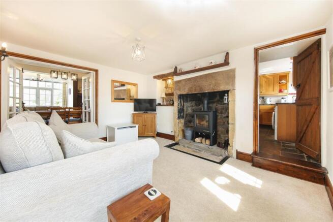 Sitting Room2.jpg