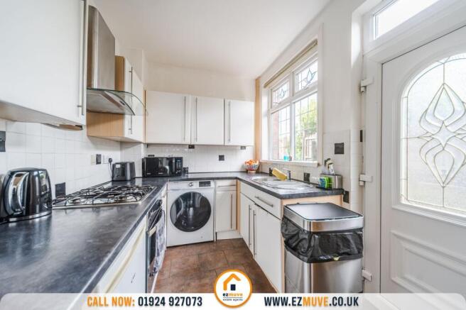 3 bed Semi-Detached for sale Image 5