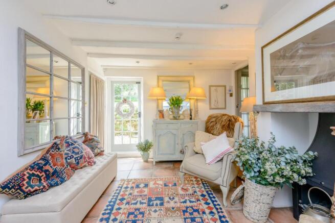 8381416-interior02-800.jpg