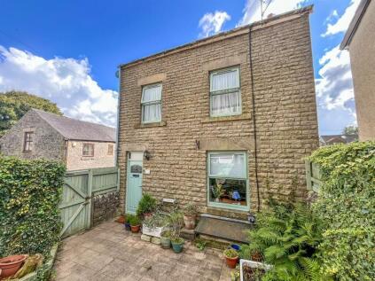 1 Ashwood Road, Buxton, Derbyshire, SK17 7EL