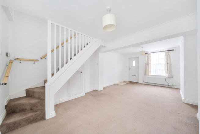 1376653-9-690c74b...