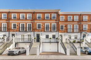 4, St Mary's Place, London W8 5UE