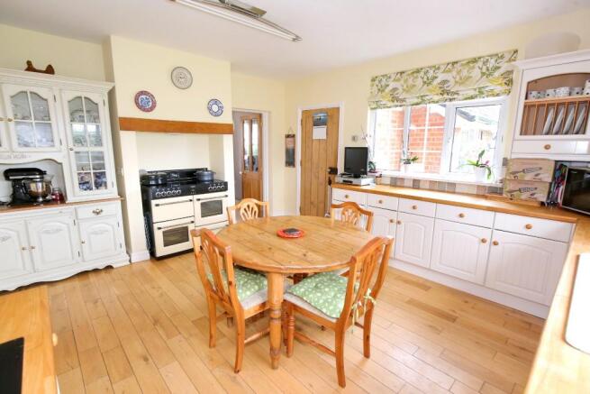 Kitchen/Dining Room