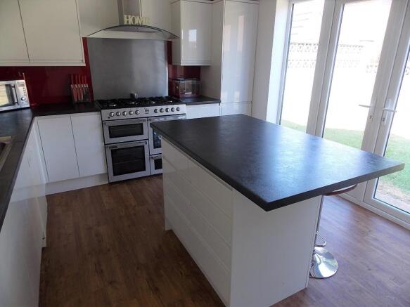 Kitchen/breakfast ro