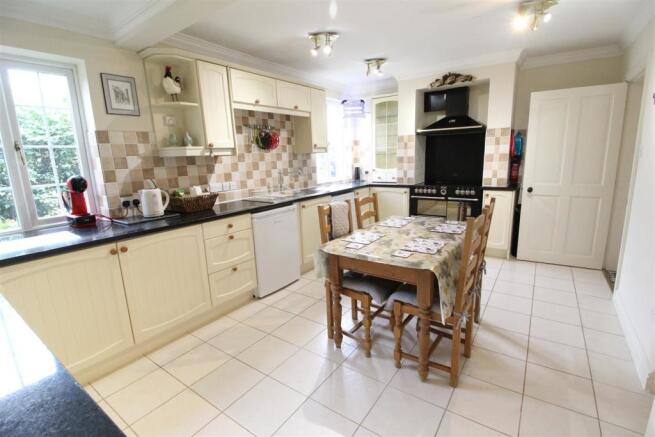 Kitchen RH.jpg