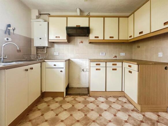 Kitchen.JPG