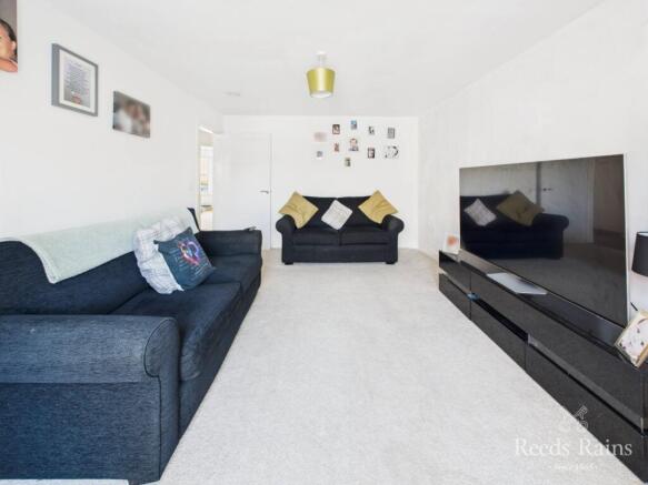 4 bed Detached for sale Image 6